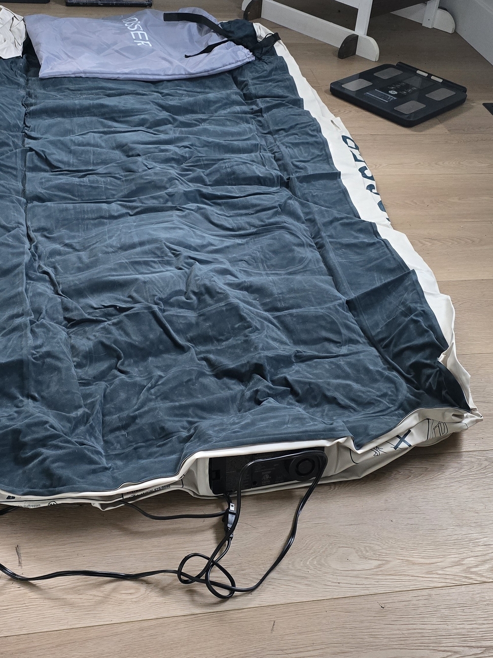 Portable Inflatable Air Mattress Pump-Integrated Sleeping Pad - Dark Teal